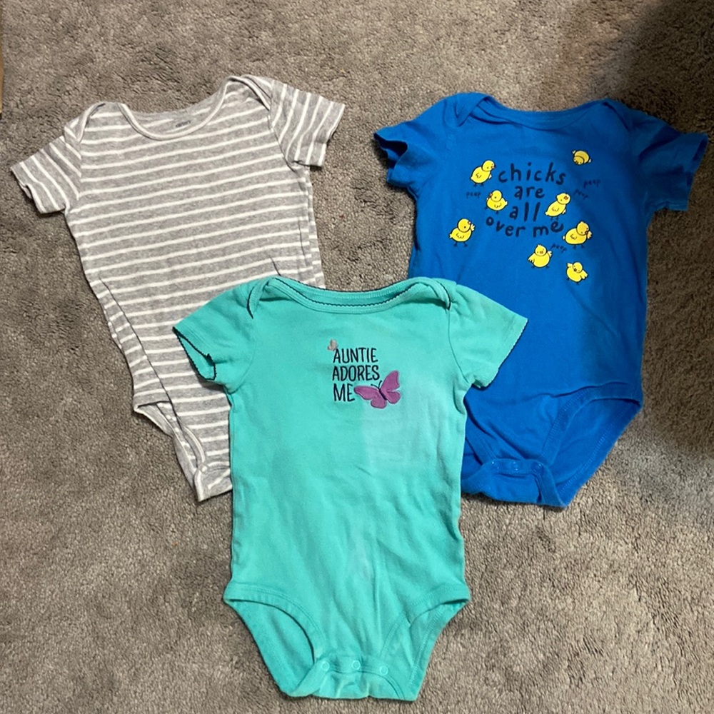 Short Sleeve Assorted Bundle of 3 Onsies Shirts Toddler Boy's Size 24 Months